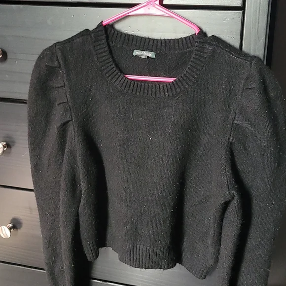 Black crop top sweater - Picture 1 of 4